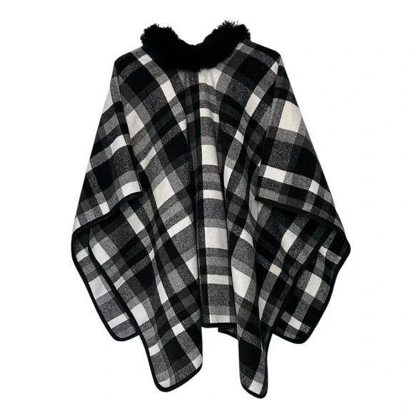Black White Plaid Faux Fur Collar Single Button Closure Shawl Womens One Size - Picture 2 of 11